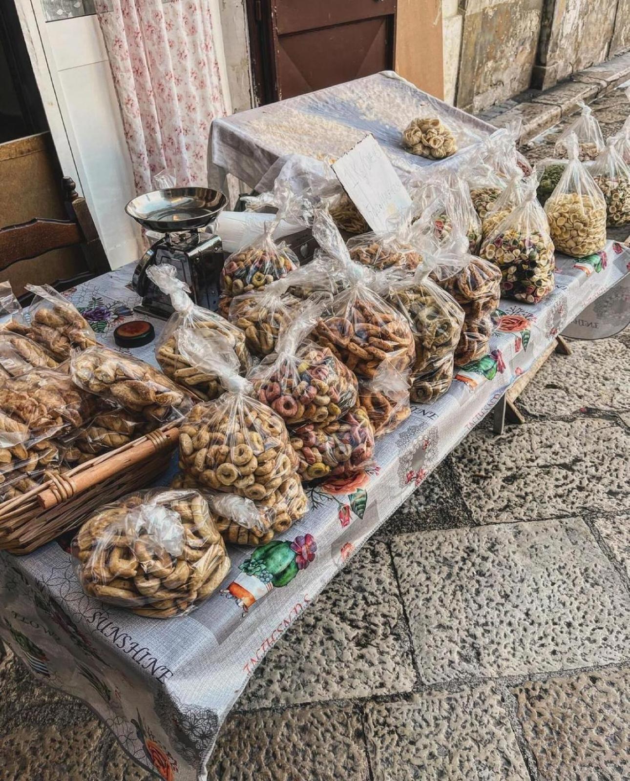 Cantovi Bari Kültér fotó
